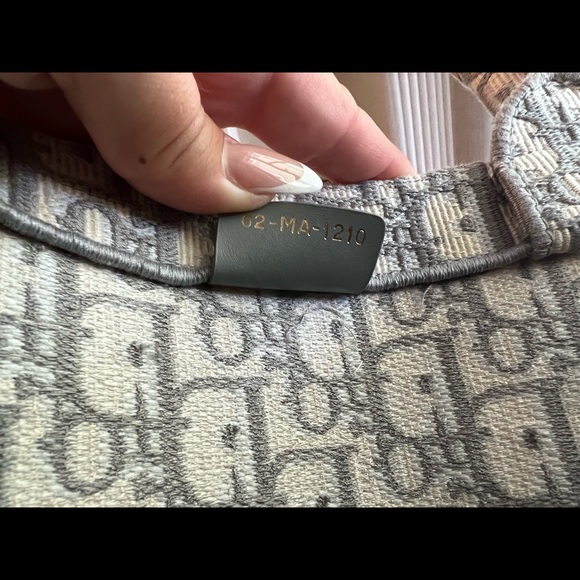 Dior medium book tote grey - Picture 9 of 9